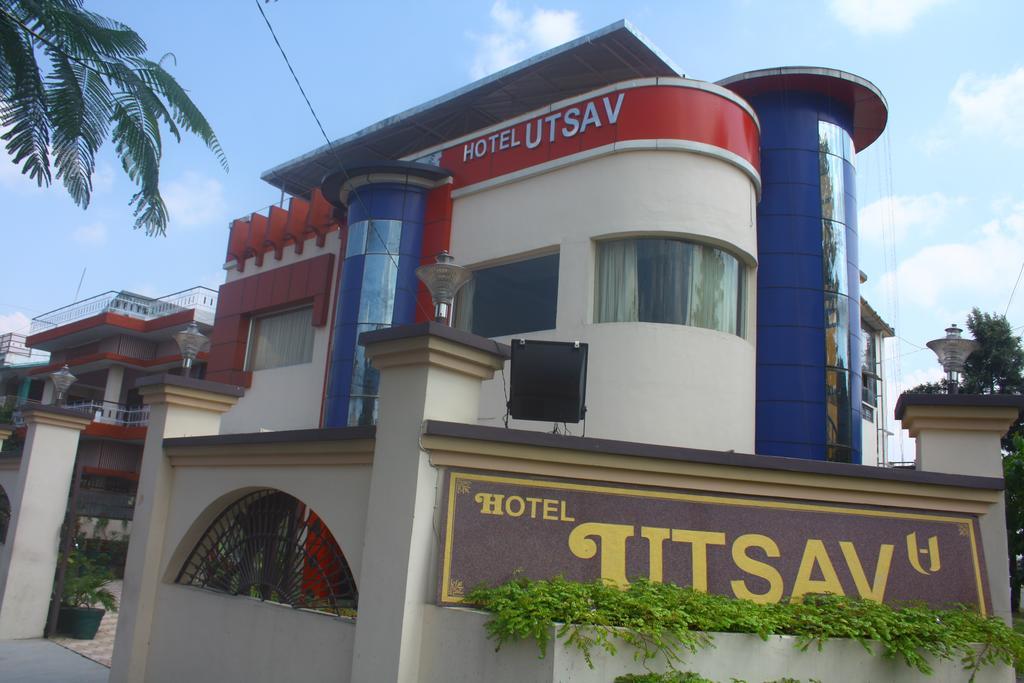 Hotel Utsav Dehradun Ngoại thất bức ảnh